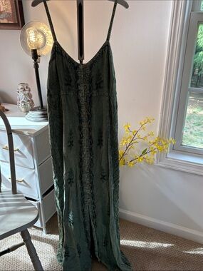 Green Embroidered Spaghetti-Strap Maxi Dress
